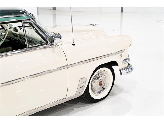 1954 Ford Crestline (CC-1943298) for sale in Montreal, Quebec