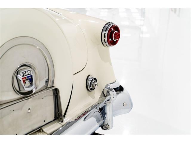 1954 Ford Crestline (CC-1943298) for sale in Montreal, Quebec