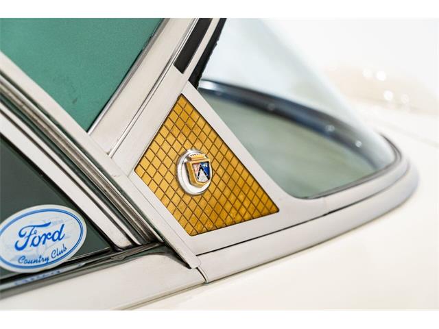 1954 Ford Crestline (CC-1943298) for sale in Montreal, Quebec