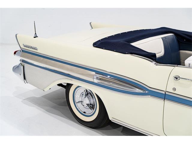 1957 Pontiac Bonneville (CC-1943313) for sale in Montreal, Quebec