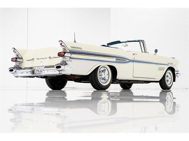 1957 Pontiac Bonneville (CC-1943313) for sale in Montreal, Quebec