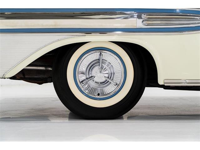 1957 Pontiac Bonneville (CC-1943313) for sale in Montreal, Quebec
