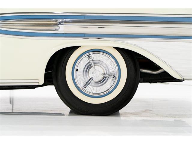 1957 Pontiac Bonneville (CC-1943313) for sale in Montreal, Quebec