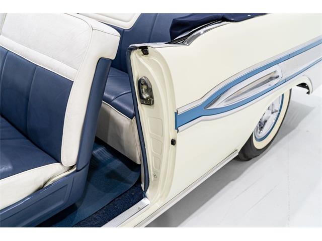 1957 Pontiac Bonneville (CC-1943313) for sale in Montreal, Quebec