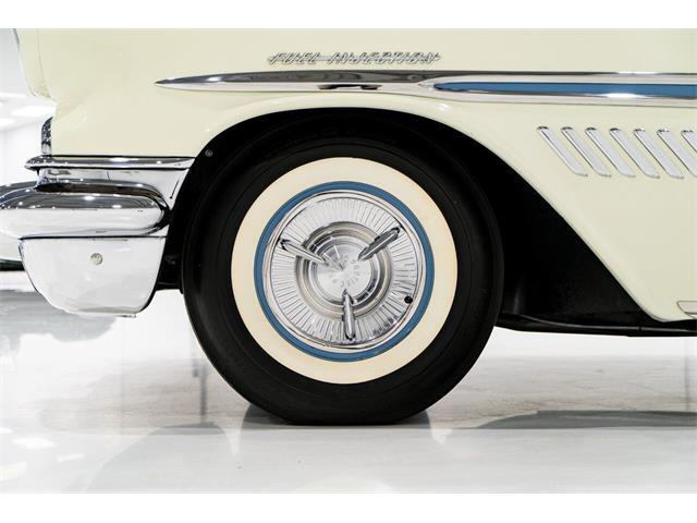 1957 Pontiac Bonneville (CC-1943313) for sale in Montreal, Quebec