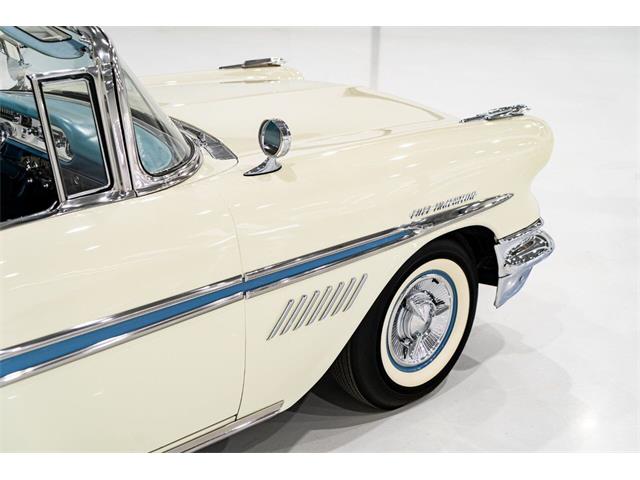 1957 Pontiac Bonneville (CC-1943313) for sale in Montreal, Quebec