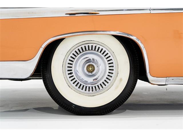 1956 Chrysler Imperial (CC-1943321) for sale in Montreal, Quebec