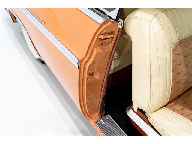 1956 Chrysler Imperial (CC-1943321) for sale in Montreal, Quebec