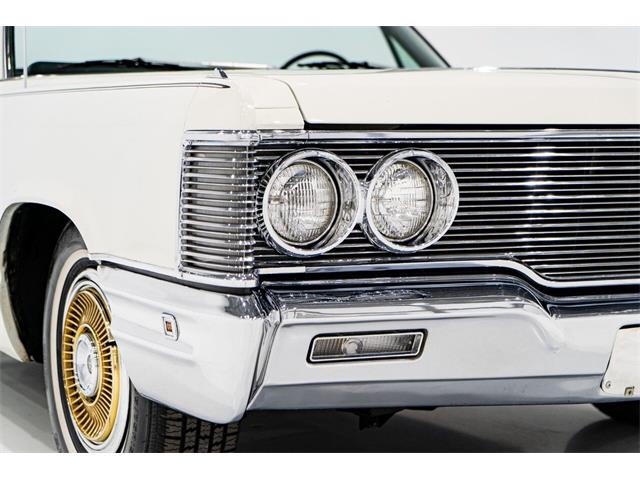 1968 Chrysler Imperial (CC-1943325) for sale in Montreal, Quebec