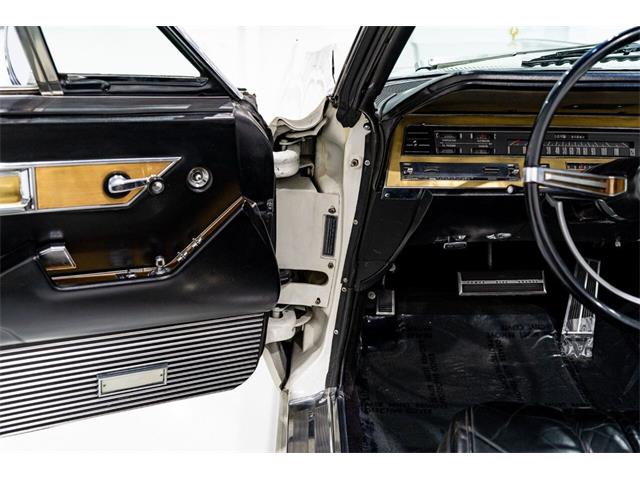 1968 Chrysler Imperial (CC-1943325) for sale in Montreal, Quebec