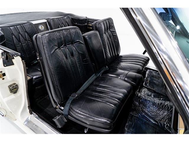 1968 Chrysler Imperial (CC-1943325) for sale in Montreal, Quebec
