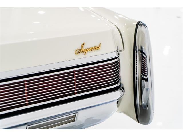 1968 Chrysler Imperial (CC-1943325) for sale in Montreal, Quebec