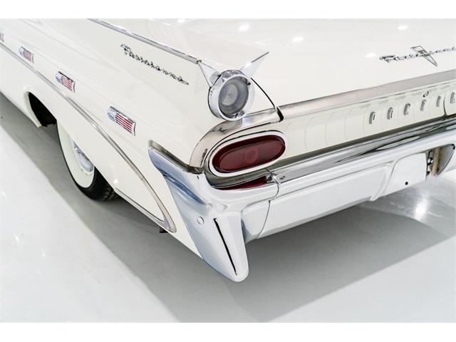 1959 Pontiac Parisienne (CC-1943331) for sale in Montreal, Quebec
