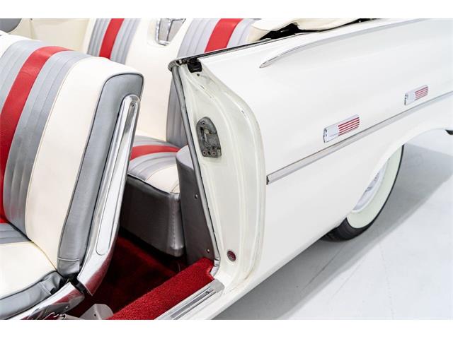 1959 Pontiac Parisienne (CC-1943331) for sale in Montreal, Quebec