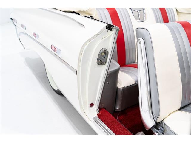 1959 Pontiac Parisienne (CC-1943331) for sale in Montreal, Quebec