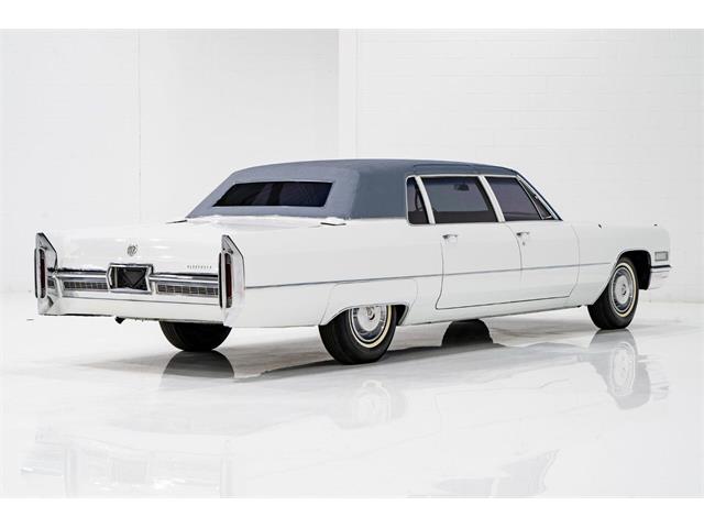 1966 Cadillac Fleetwood (CC-1943332) for sale in Montreal, Quebec