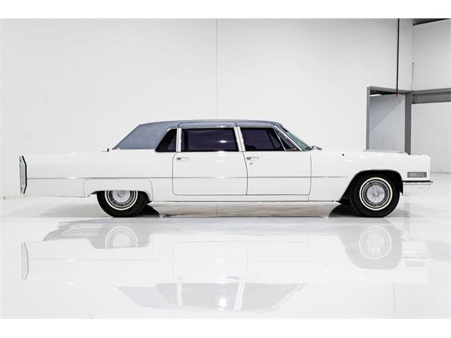 1966 Cadillac Fleetwood (CC-1943332) for sale in Montreal, Quebec