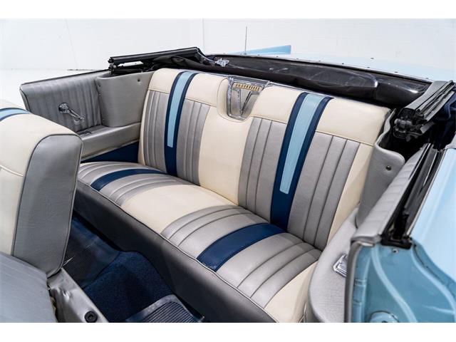 1961 Pontiac Bonneville (CC-1943340) for sale in Montreal, Quebec
