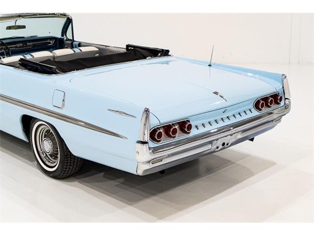 1961 Pontiac Bonneville (CC-1943340) for sale in Montreal, Quebec