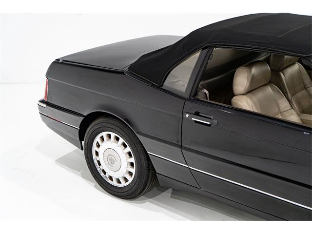 1993 Cadillac Allante (CC-1943354) for sale in Montreal, Quebec