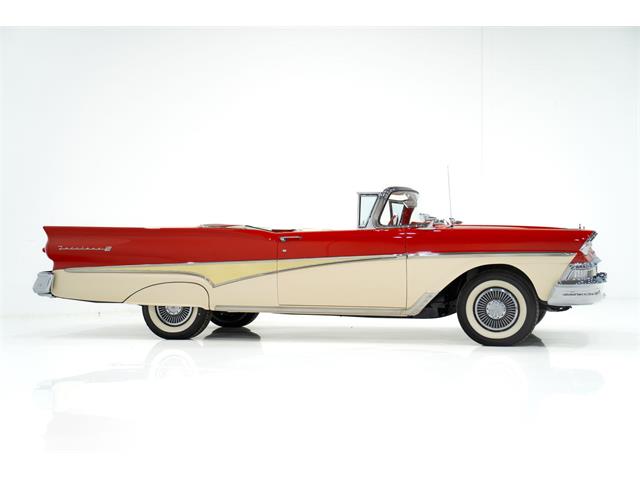 1958 Ford Fairlane 500 Skyliner (CC-1943370) for sale in Montreal, Quebec