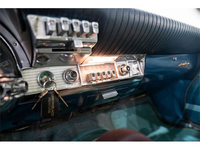1961 Chrysler Windsor (CC-1943387) for sale in Montreal, Quebec