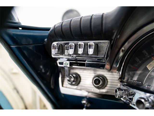 1961 Chrysler Windsor (CC-1943387) for sale in Montreal, Quebec