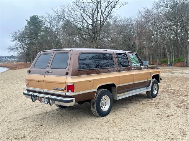 1988 Chevrolet Suburban (CC-1943908) for sale in Charlton, Massachusetts