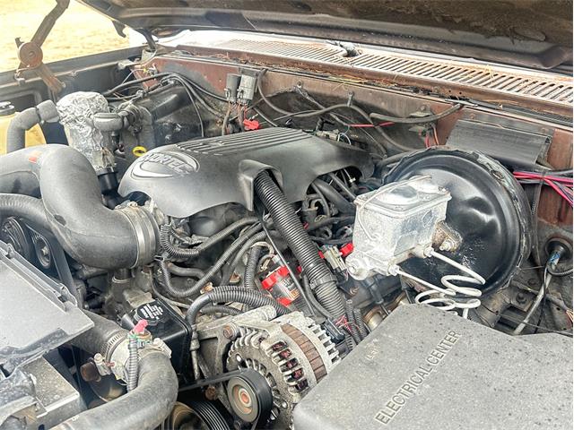 1988 Chevrolet Suburban (CC-1943908) for sale in Charlton, Massachusetts