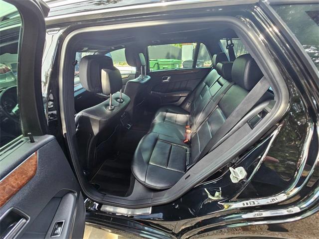 2013 Mercedes-Benz E-Class (CC-1945716) for sale in Woodland Hills, California