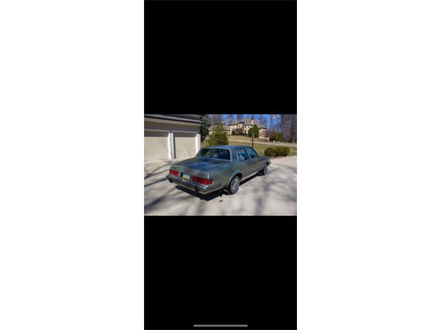 1986 Pontiac Bonneville (CC-1946627) for sale in Carlisle, Pennsylvania