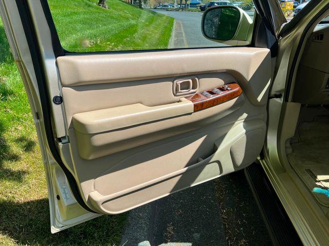 2000 Nissan Pathfinder (CC-1948060) for sale in Seattle, Washington