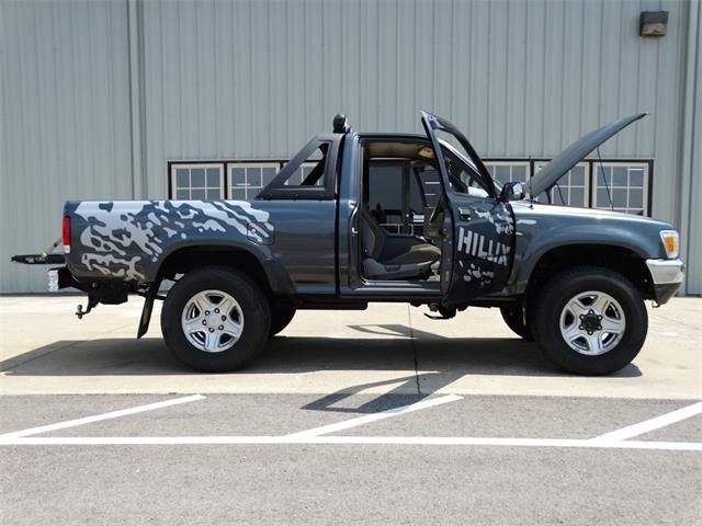1990 Toyota Hilux (CC-1940816) for sale in O'Fallon, Illinois
