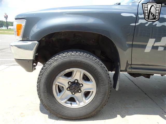 1990 Toyota Hilux (CC-1940816) for sale in O'Fallon, Illinois