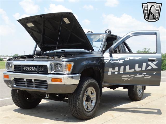 1990 Toyota Hilux (CC-1940816) for sale in O'Fallon, Illinois