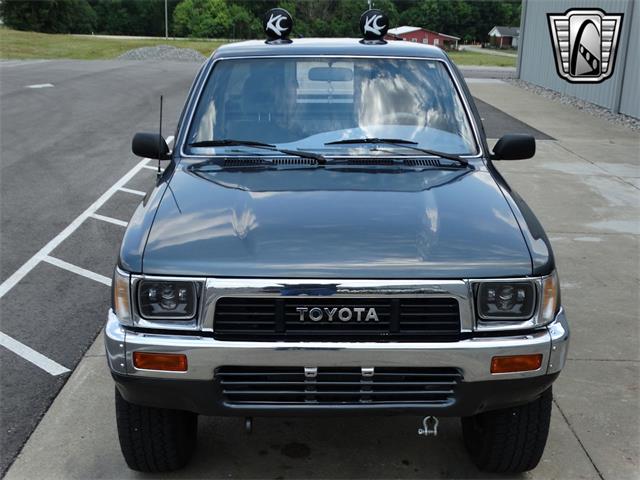 1990 Toyota Hilux (CC-1940816) for sale in O'Fallon, Illinois