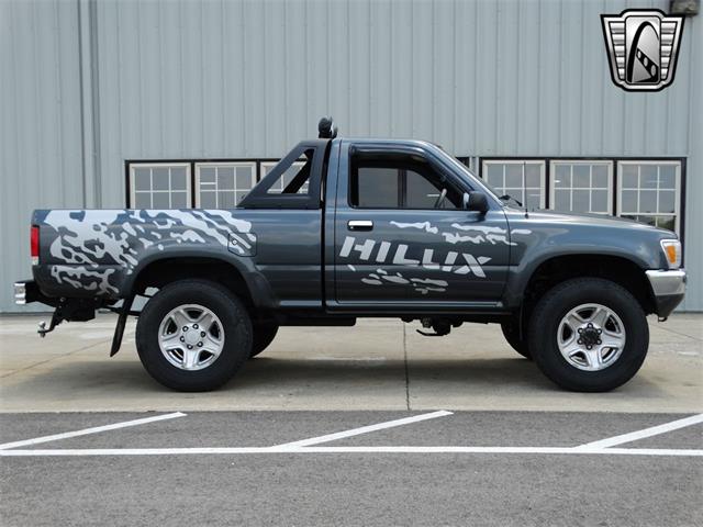 1990 Toyota Hilux (CC-1940816) for sale in O'Fallon, Illinois