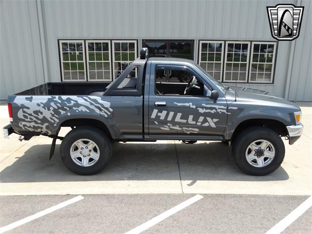 1990 Toyota Hilux (CC-1940816) for sale in O'Fallon, Illinois