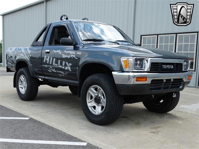 1990 Toyota Hilux (CC-1940816) for sale in O'Fallon, Illinois