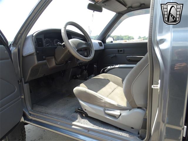 1990 Toyota Hilux (CC-1940816) for sale in O'Fallon, Illinois