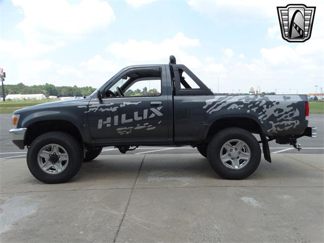 1990 Toyota Hilux (CC-1940816) for sale in O'Fallon, Illinois