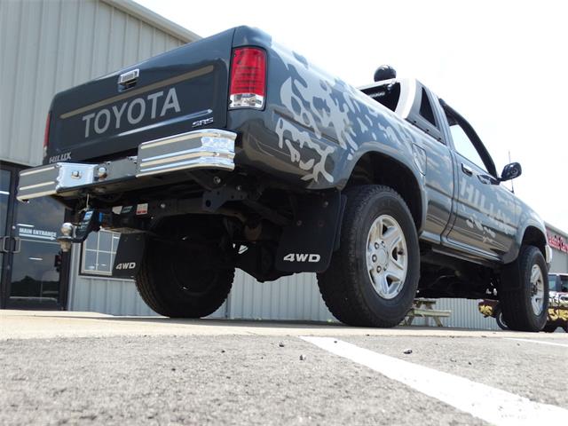 1990 Toyota Hilux (CC-1940816) for sale in O'Fallon, Illinois