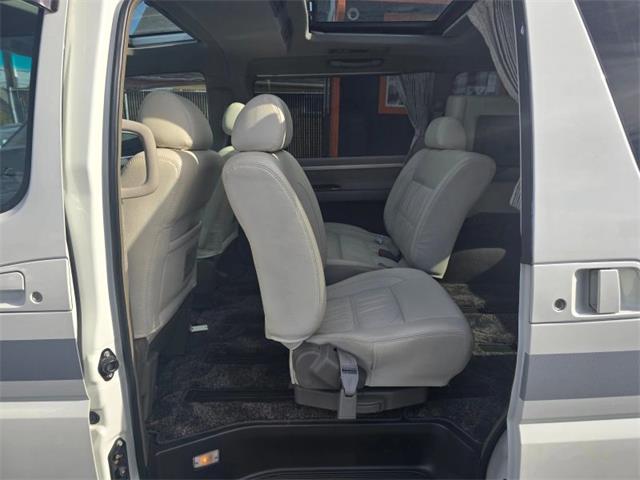 1999 Nissan Elgrand (CC-1948767) for sale in Tacoma, Washington