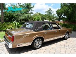 1986 Lincoln Town Car (CC-1949835) for sale in Lakeland, Florida