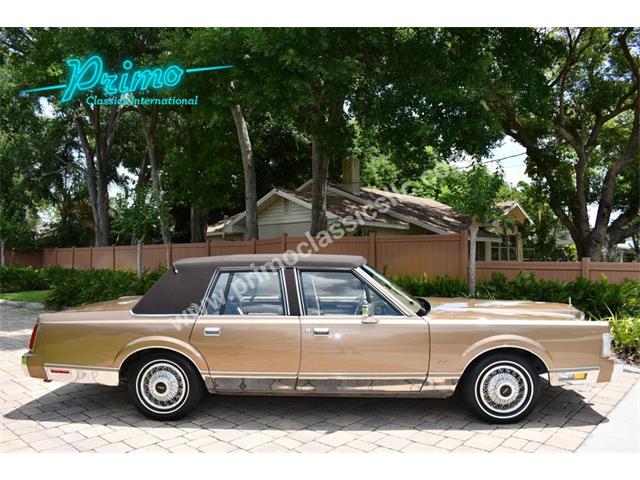 1986 Lincoln Town Car (CC-1949835) for sale in Lakeland, Florida