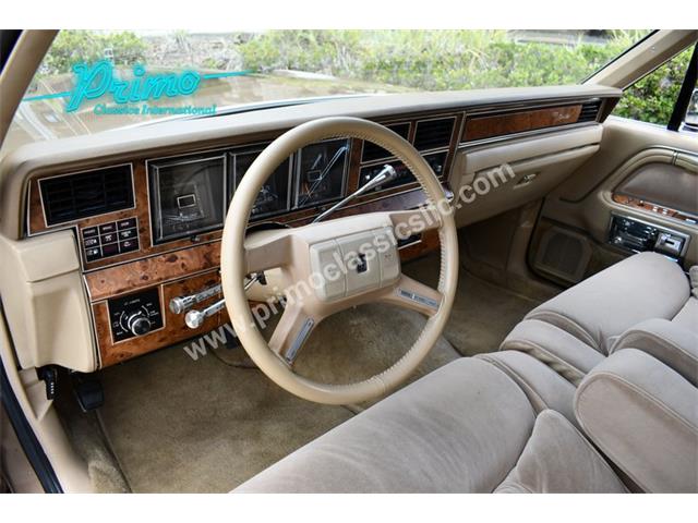 1986 Lincoln Town Car (CC-1949835) for sale in Lakeland, Florida