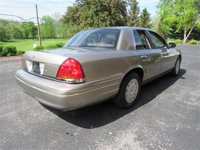 2003 Ford Crown Victoria (CC-1955113) for sale in Mill Hall, Pennsylvania