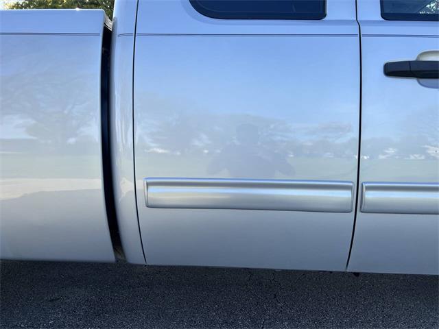 2010 Chevrolet Silverado 1500 (CC-1956943) for sale in Arlington Heights, Illinois