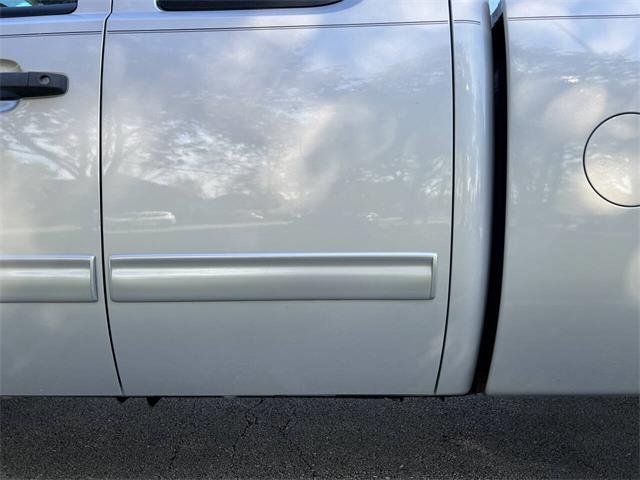 2010 Chevrolet Silverado 1500 (CC-1956943) for sale in Arlington Heights, Illinois