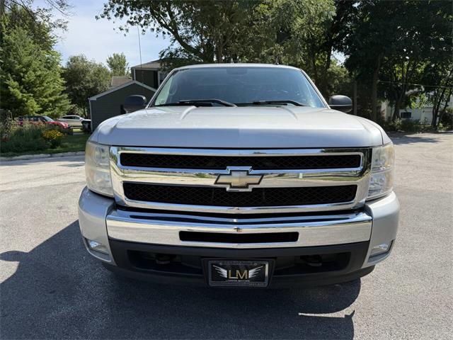2010 Chevrolet Silverado 1500 (CC-1956943) for sale in Arlington Heights, Illinois